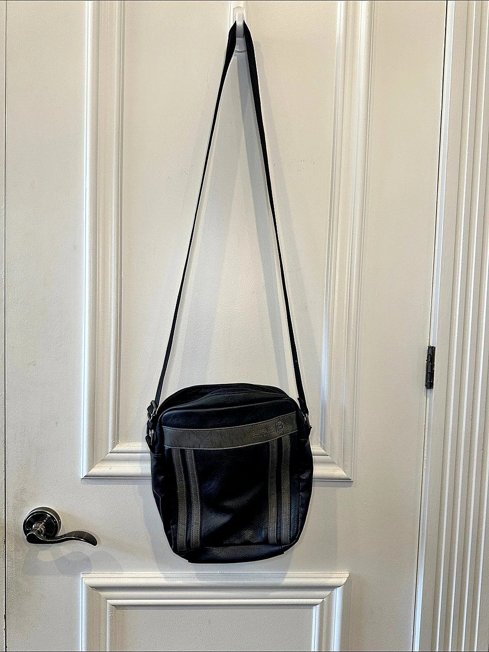 Buffalo David Bitton Black Messenger Bag - Like New